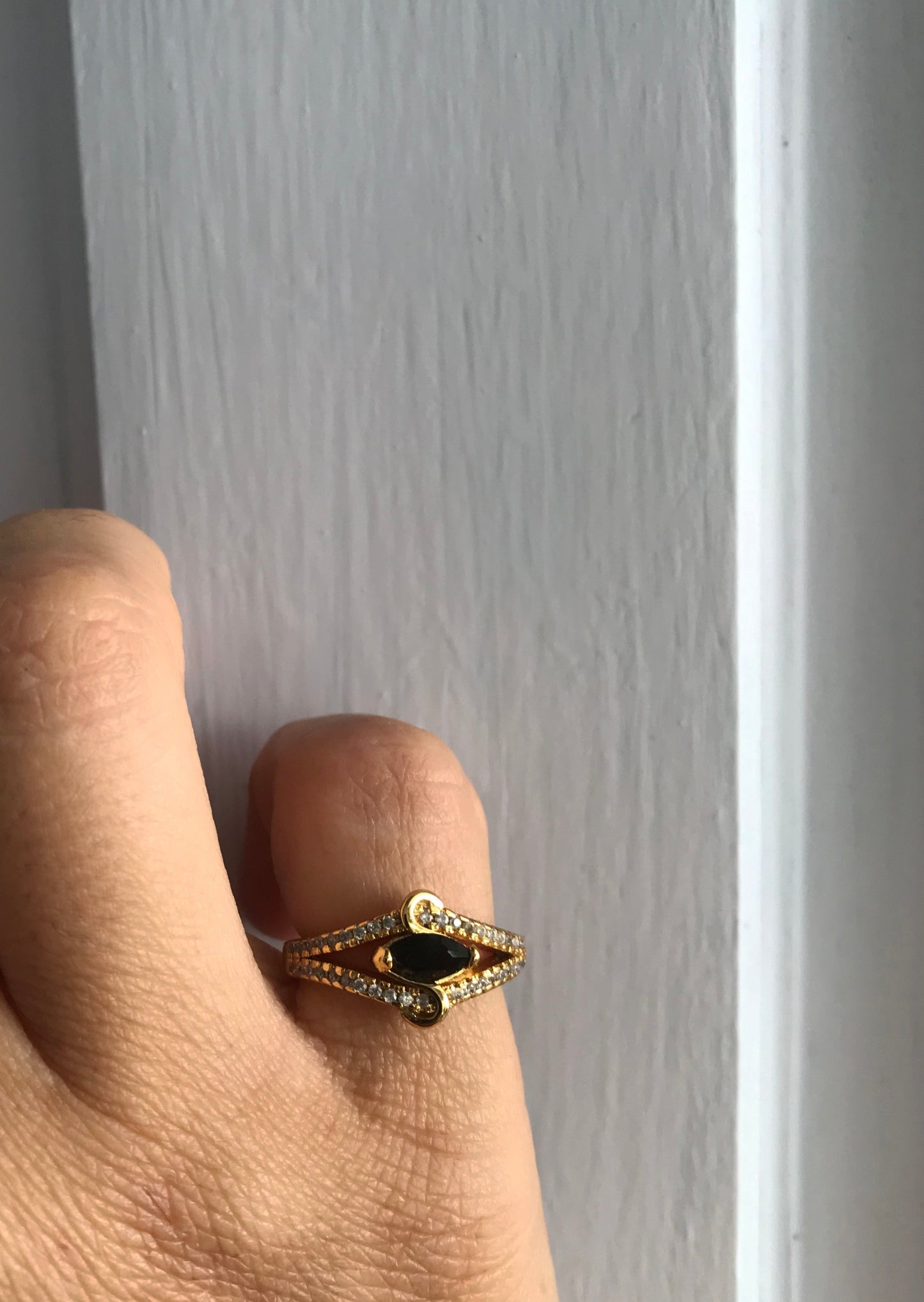 Fem Pharaoh Ring