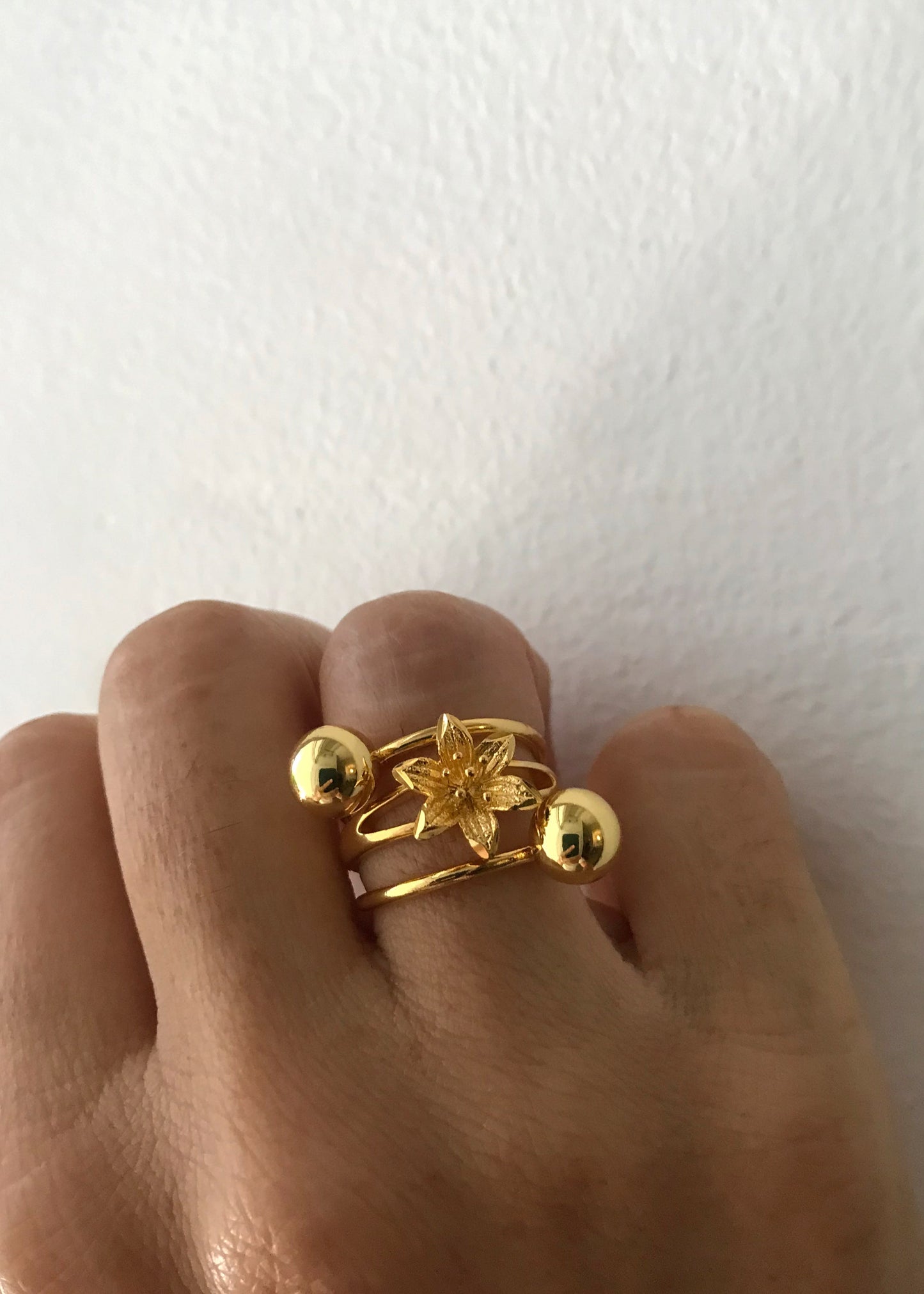 Island Lily Ring