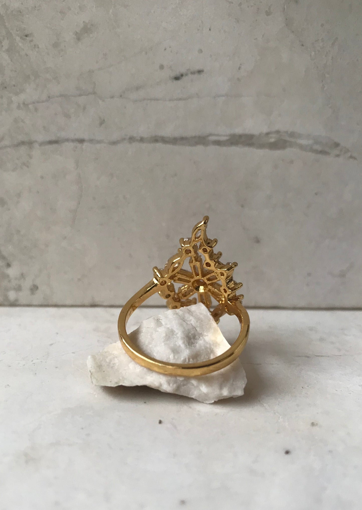 Reigning Rhombus Ring