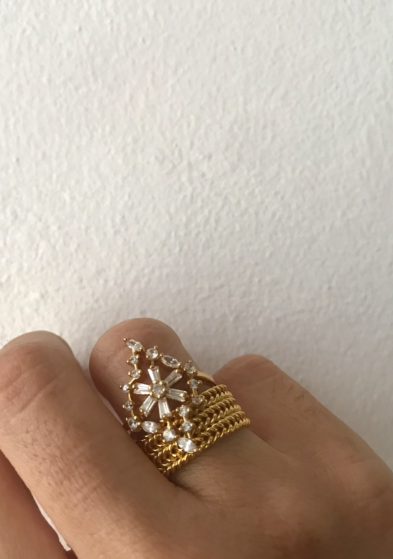 Reigning Rhombus Ring